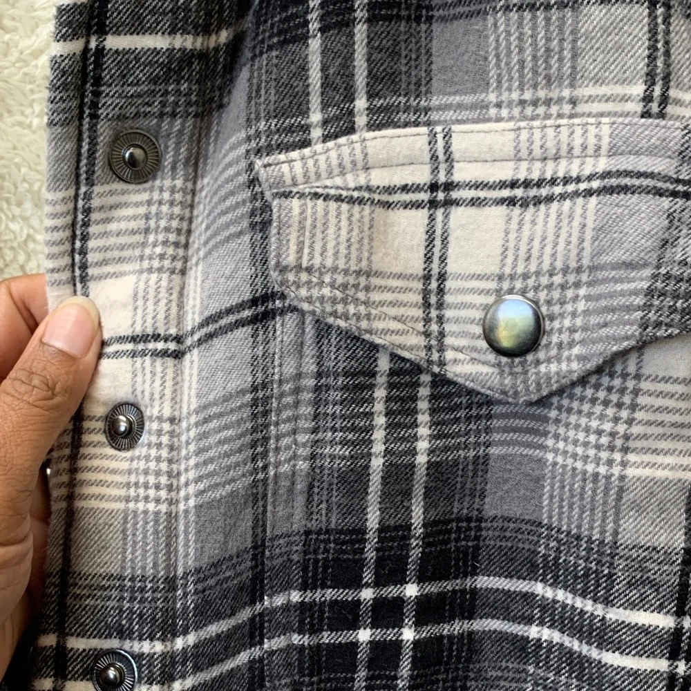 Lucky Brand Women’s Chore Coat Sherpa Lined Button Up Sz S Plaid Gorpcore - Picture 5 of 11
